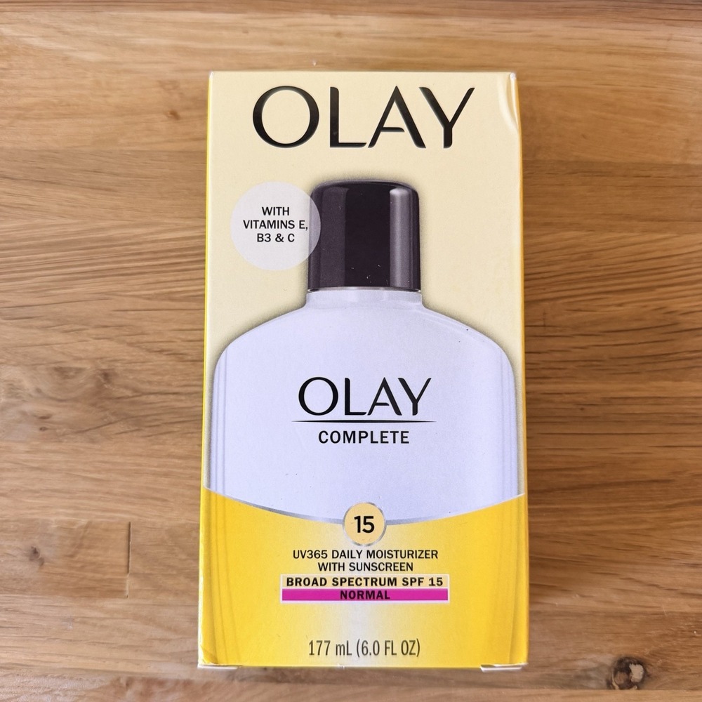 Olay Complete All Day UV365 Daily Moisturizer With Sunscreen Vitamins E, B3 & C